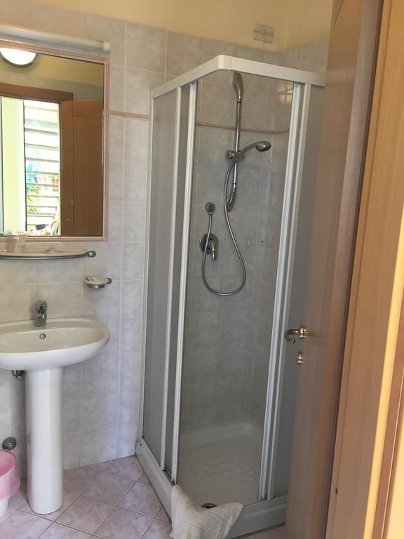 Hotel Bahia Viareggio Oda fotoğraf